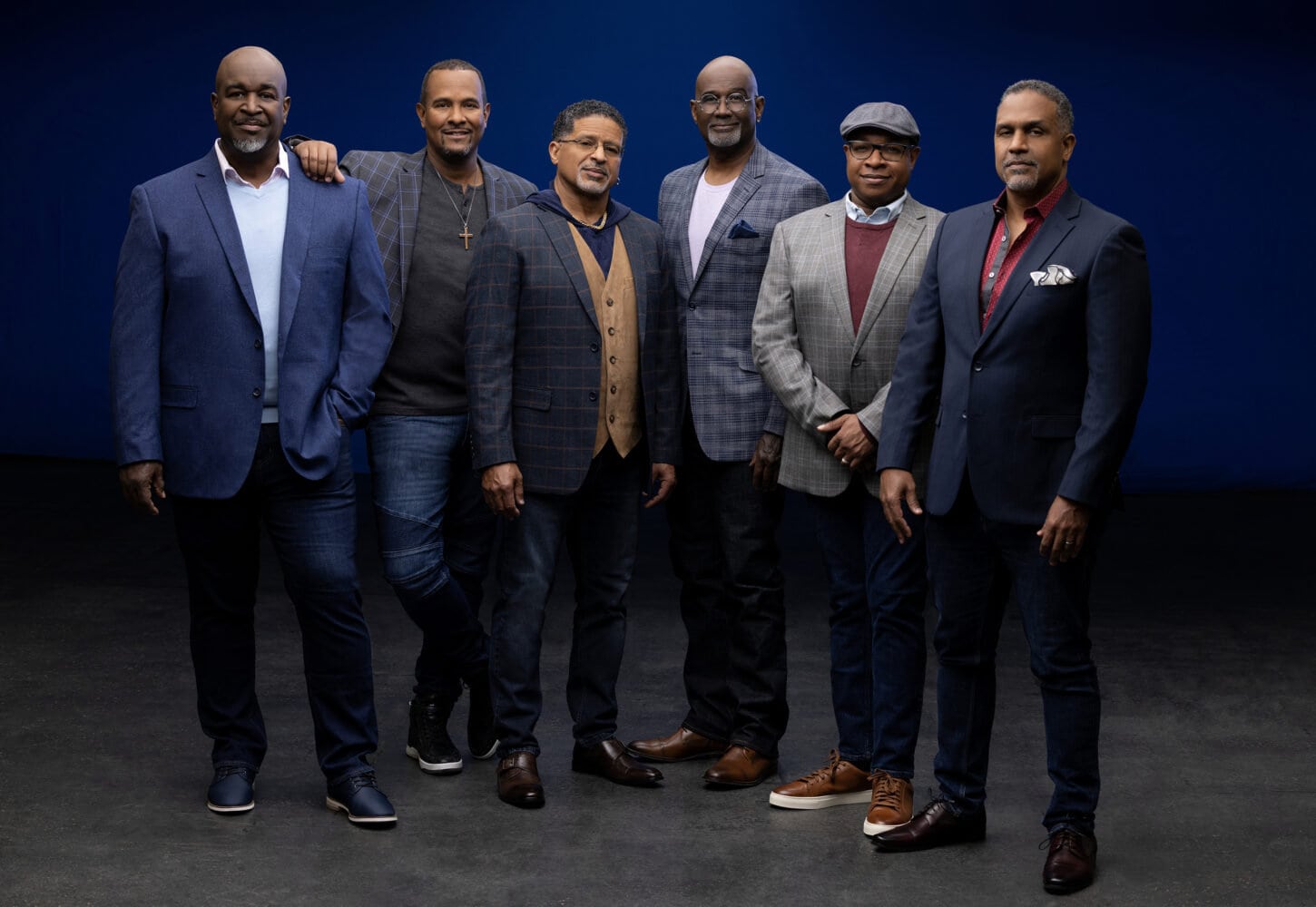 Join TAKE6 for the holidays! They will celebrate this year with their alma mater, Oakwood University in a new TV Holiday Special on ABC TV affiliates!  You can go home again!